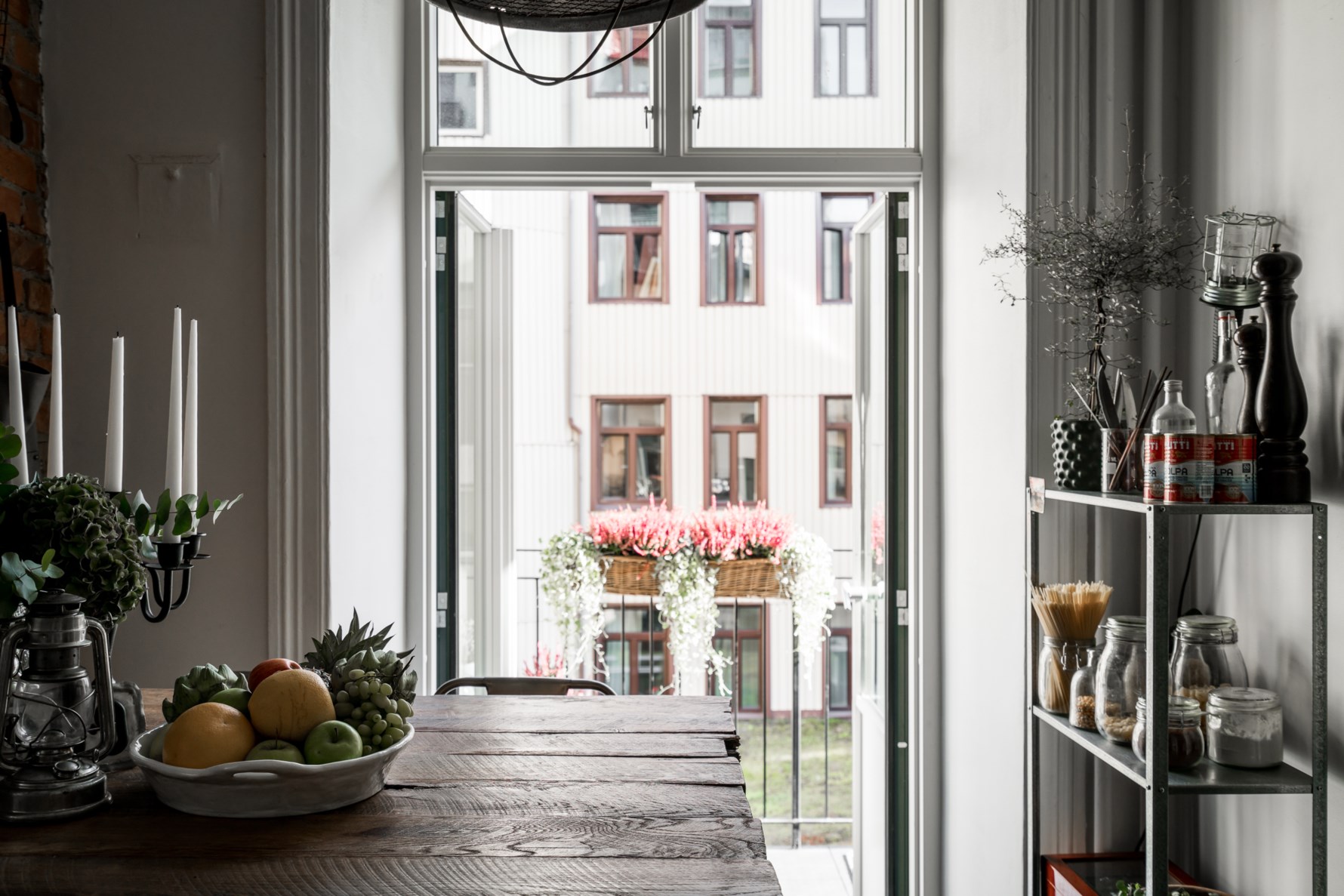 Bild 2 Berzeliigatan 13B