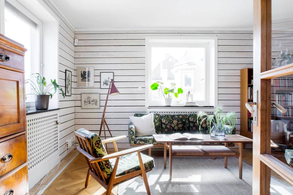 Lågupplöst Vardagsrummet som binder ihop  entréplan