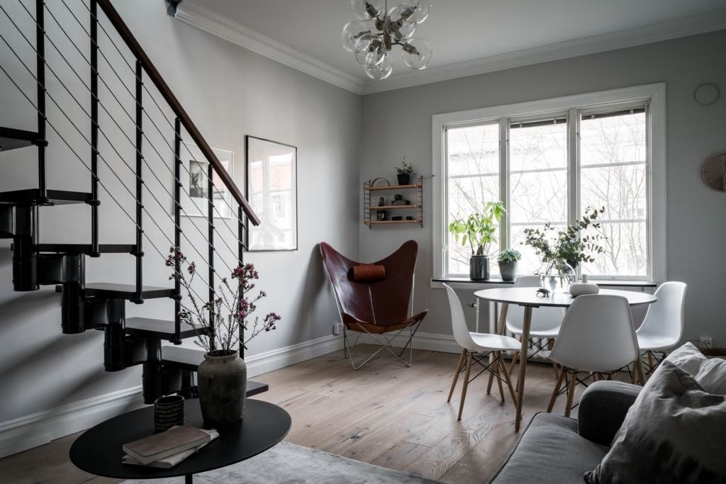 Lågupplöst Handskrapat vitpigmenterat ekgolv