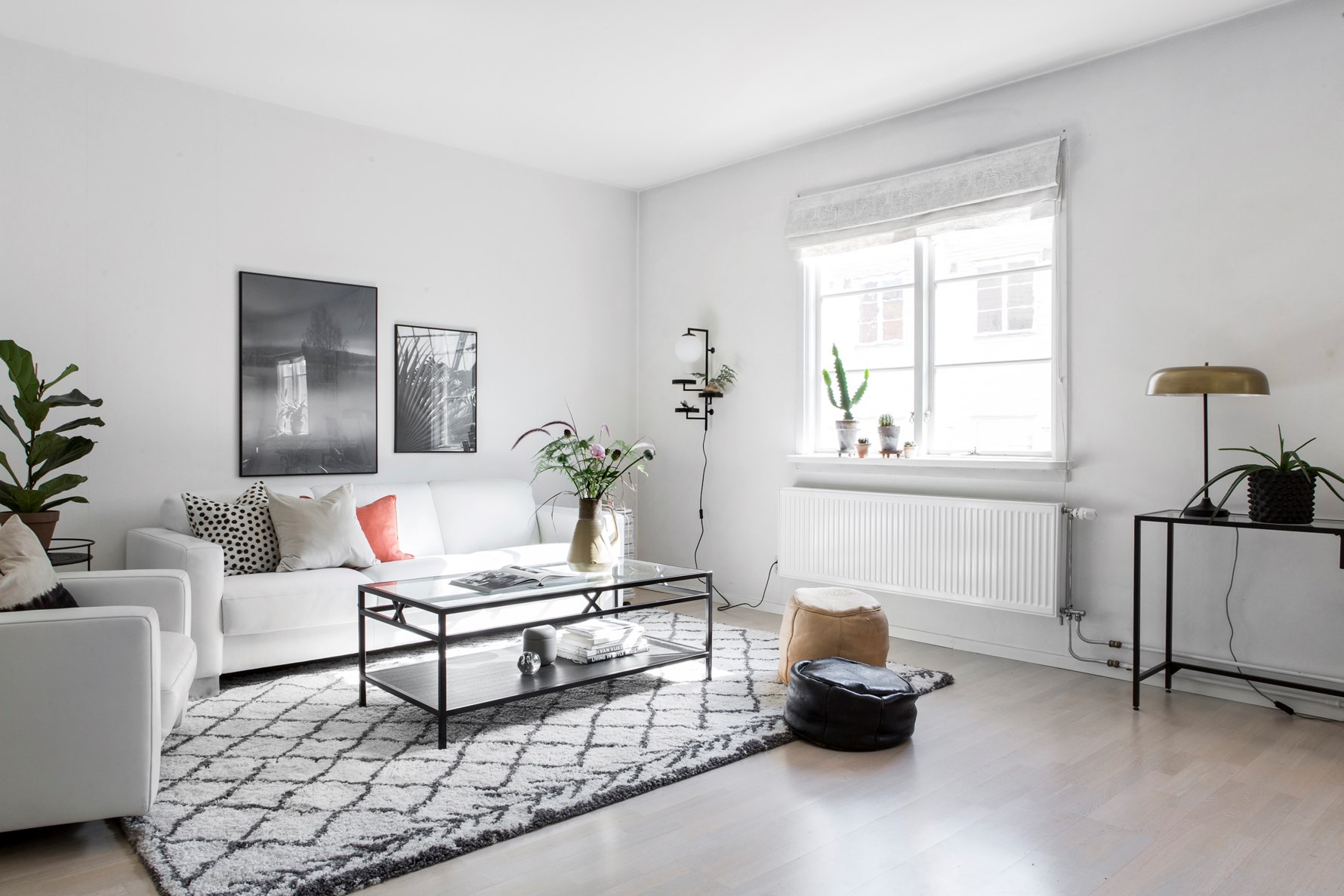 Generös takhöjd präglar bostaden