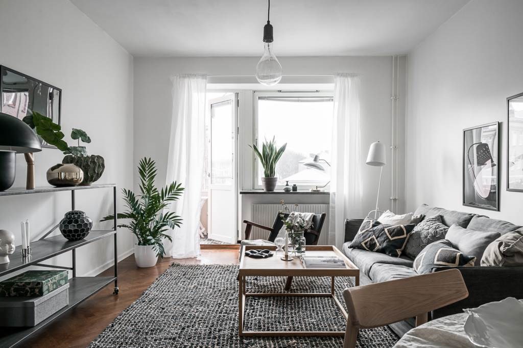 Lågupplöst Härifrån når ni bostadens balkong i bästa söderläge