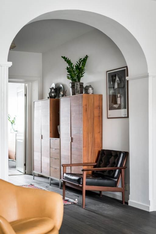 Lågupplöst Tidlösa valv till anslutande rum