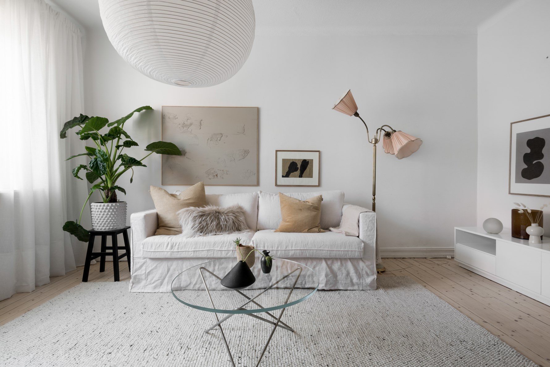 Bild 2 Helmutsrogatan 3B