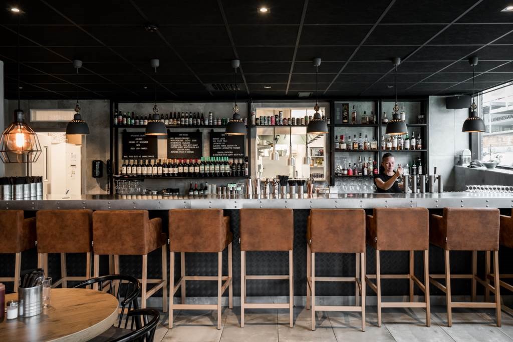 Lågupplöst Populära restaurangen Smokey dog ligger i huslängan