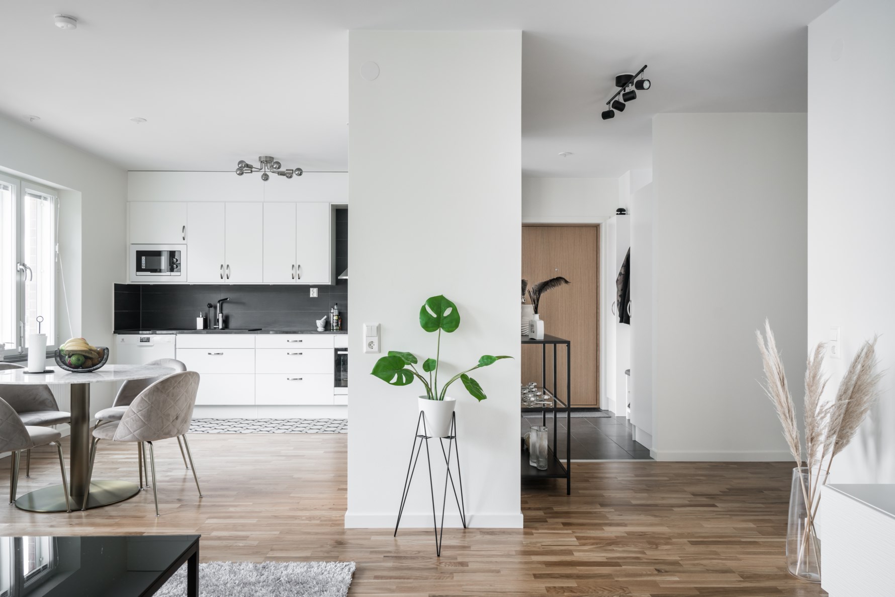 Bild 4 Litteraturgatan 216