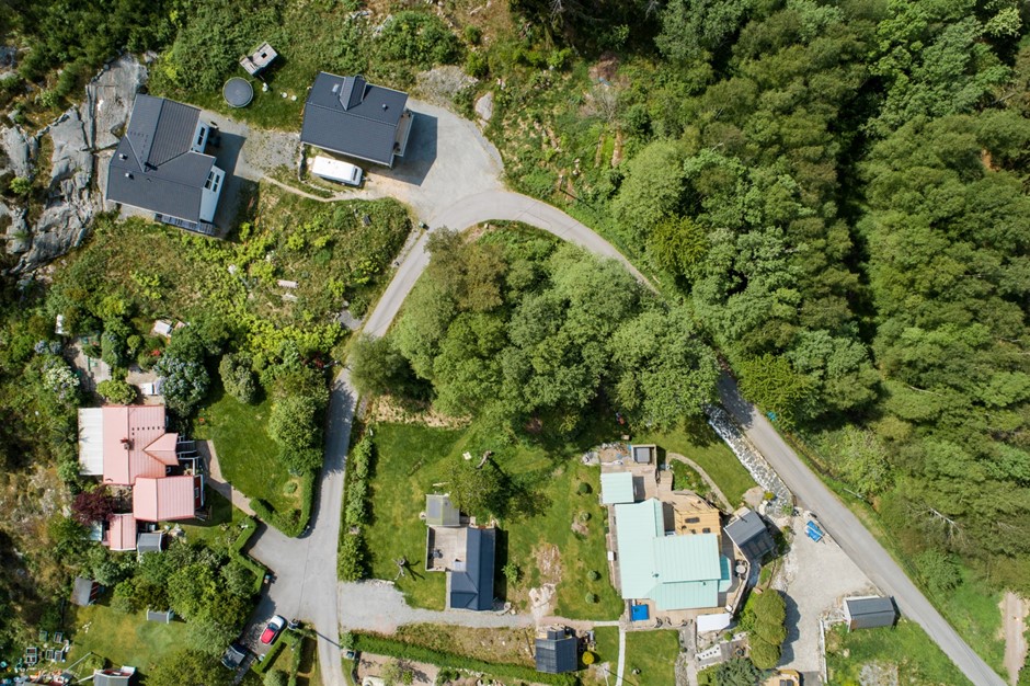 Trångets södra väg 42