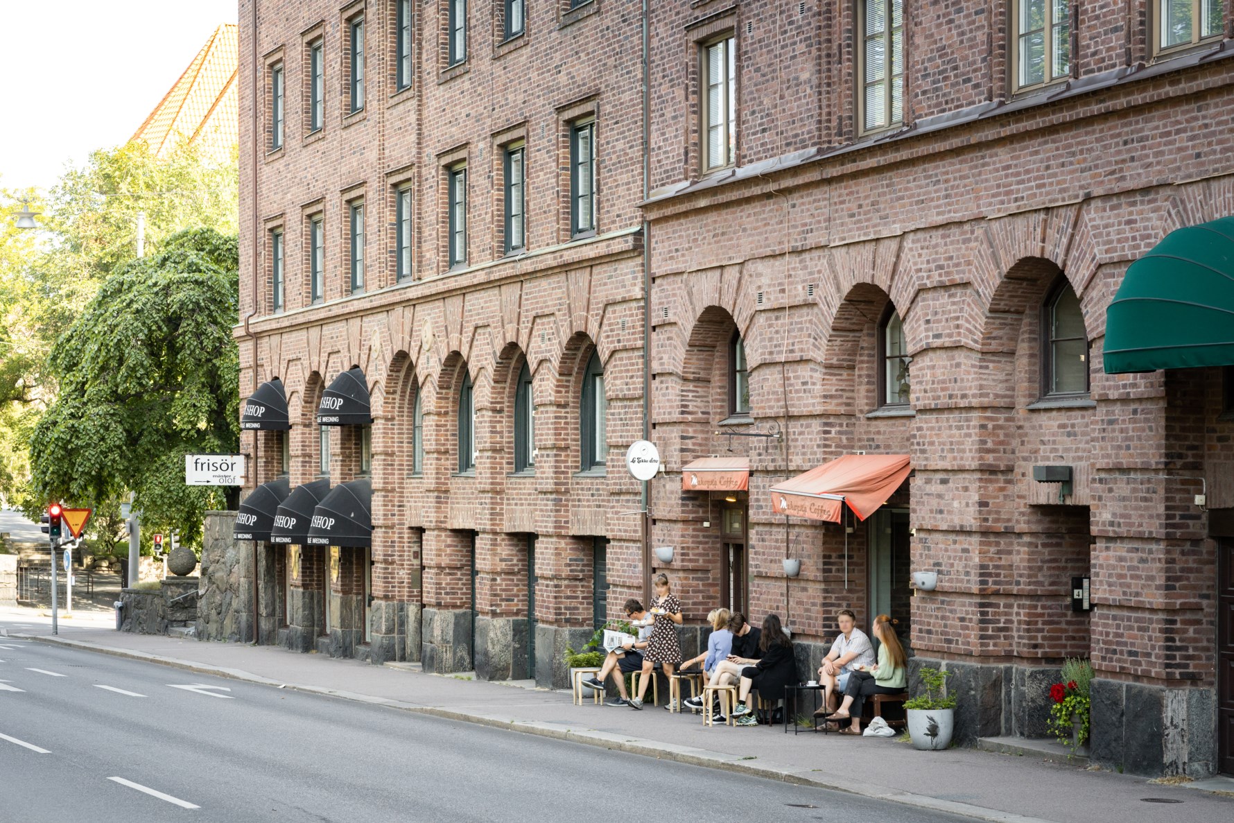 Omtyckta Mahogny Coffee Bar