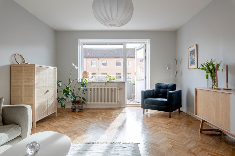 Lantm&#228;taregatan 15B