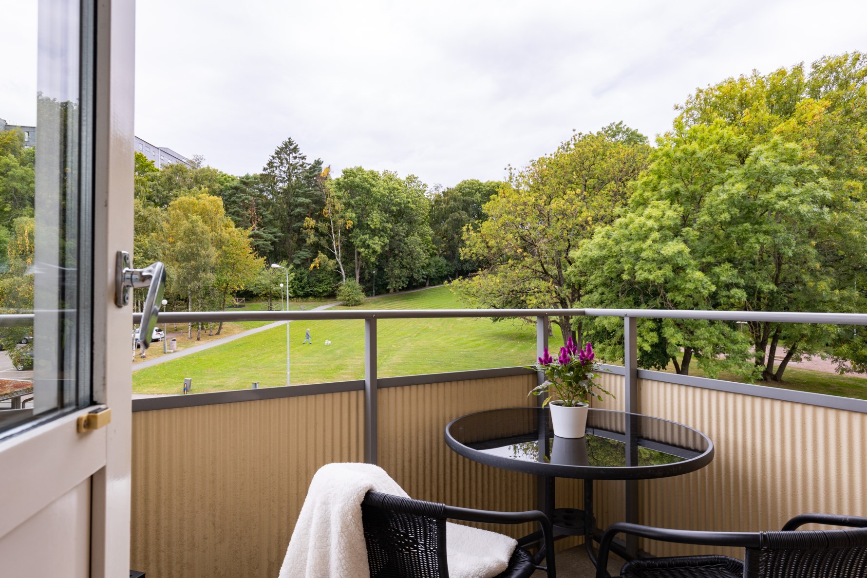 Bild 2 Fredriksdalsgatan 12A