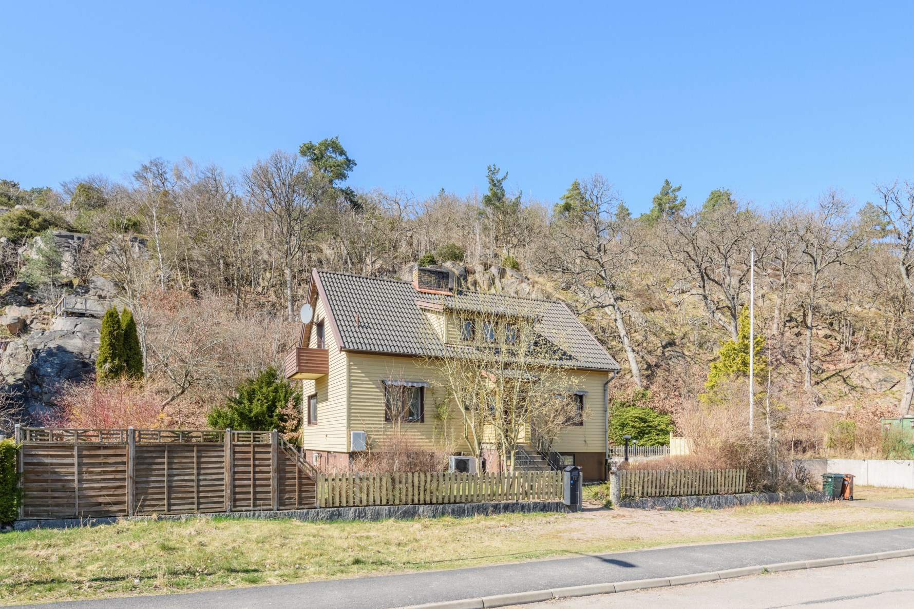 Bild 2 Ängstuvevägen 12