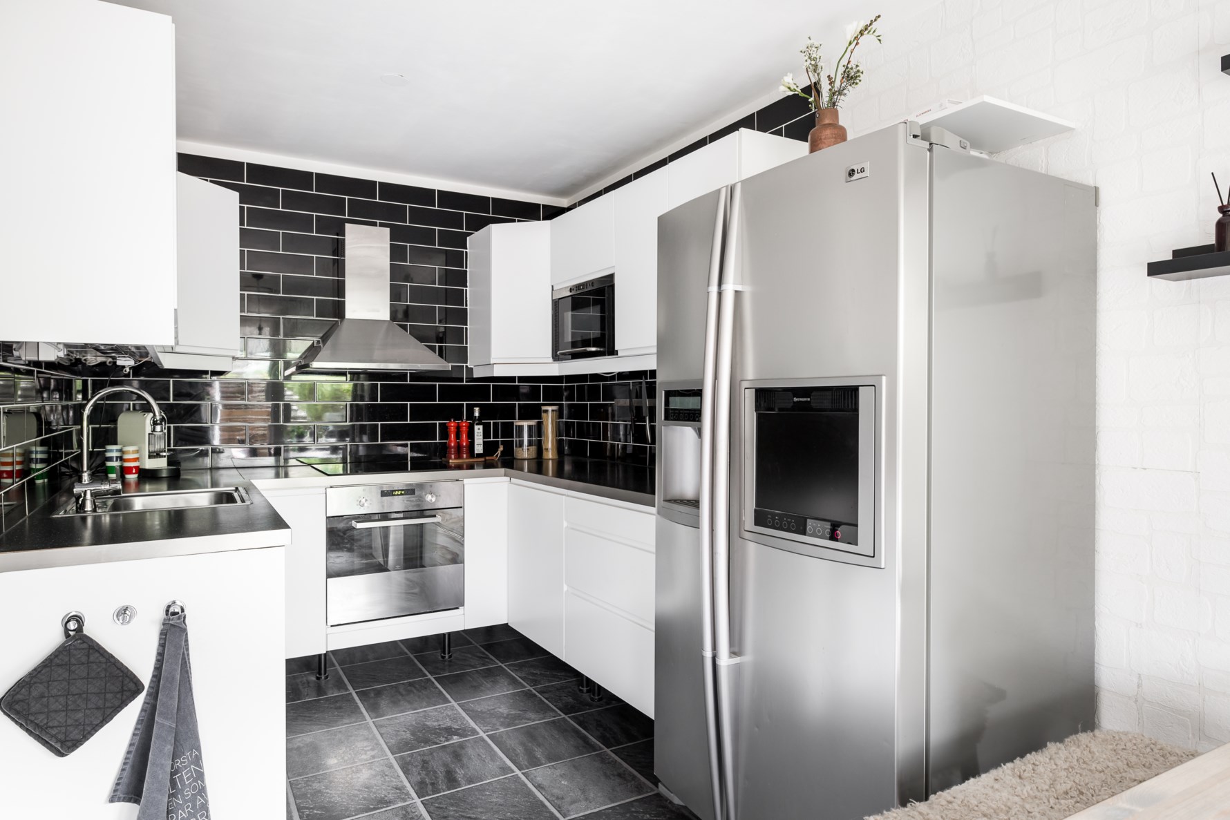 Bild 2 Andra Långgatan 26