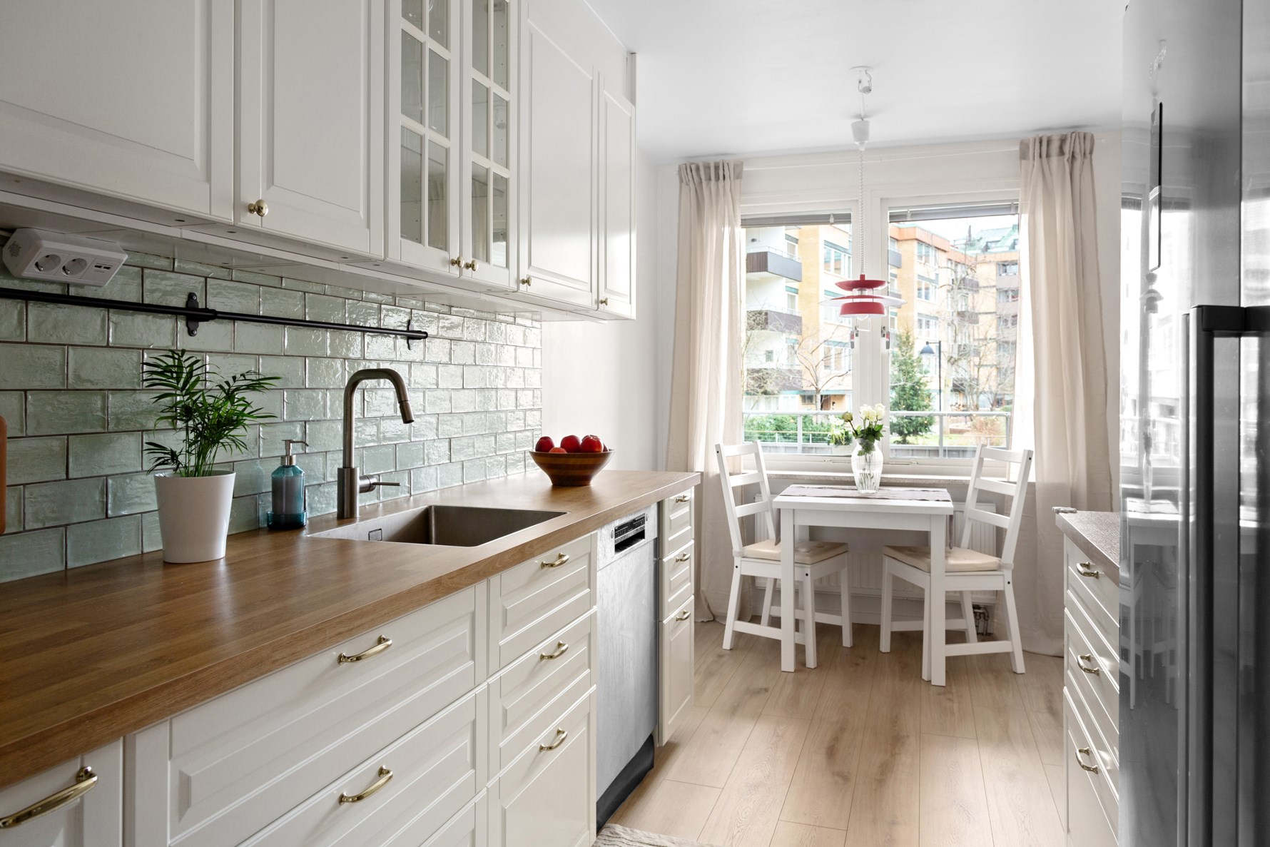 Bild 6 Viktoriagatan 40