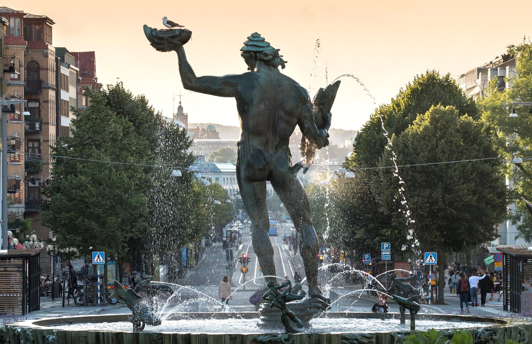 Götaplatsen och paradgatan Avenyn