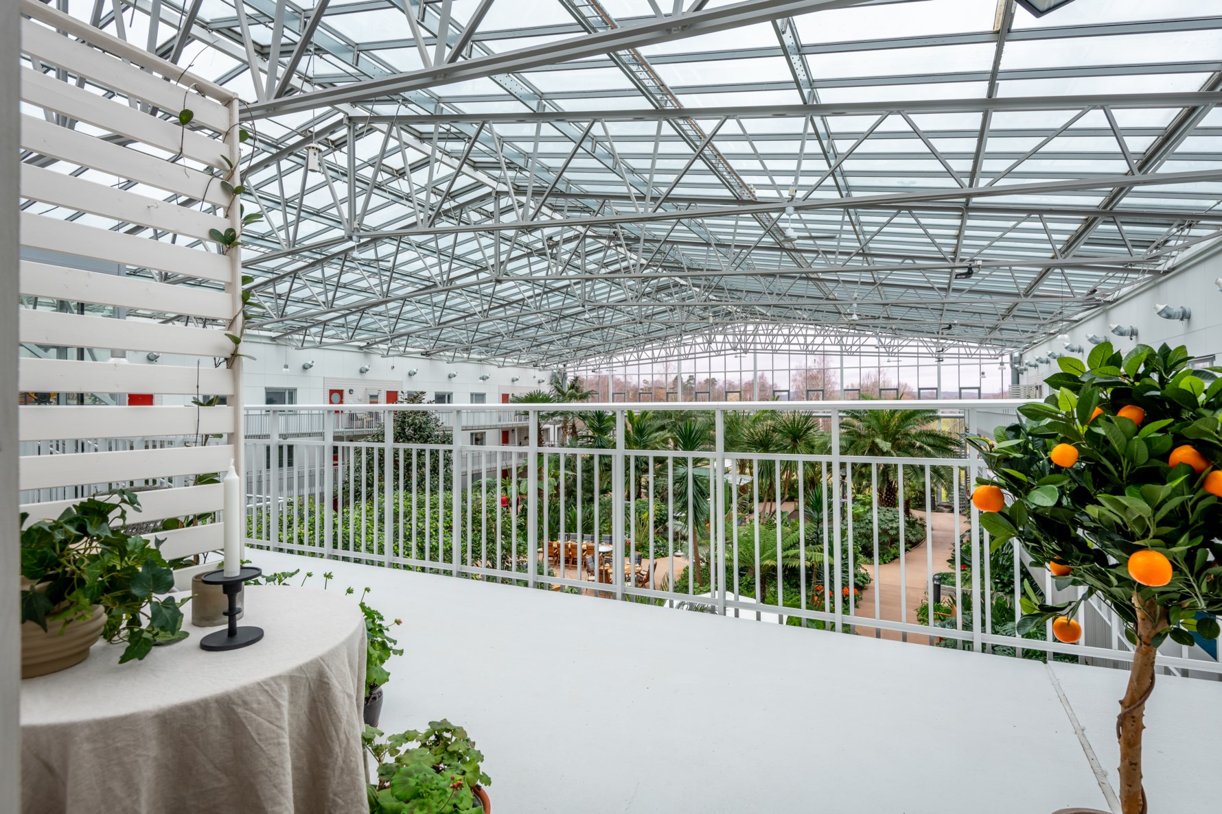 Sitt här och njut av morgonkaffet oavsett väder, året runt