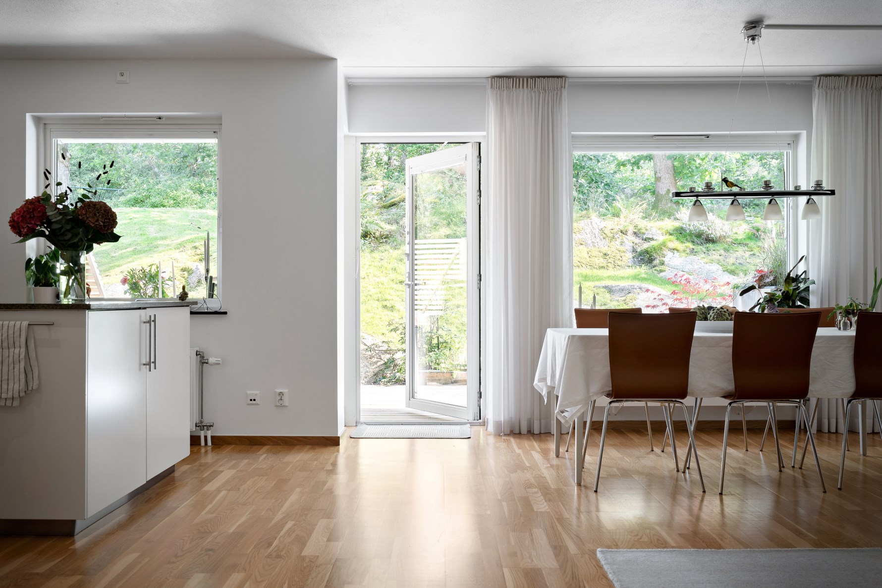 Bild 4 Sjöbackevägen 16