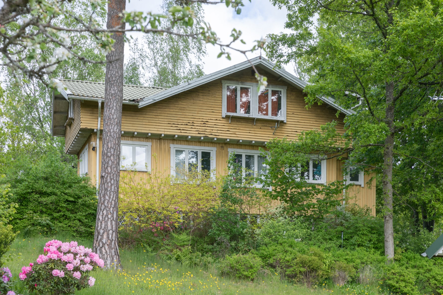 Bild 2 Hindås stationsväg 73