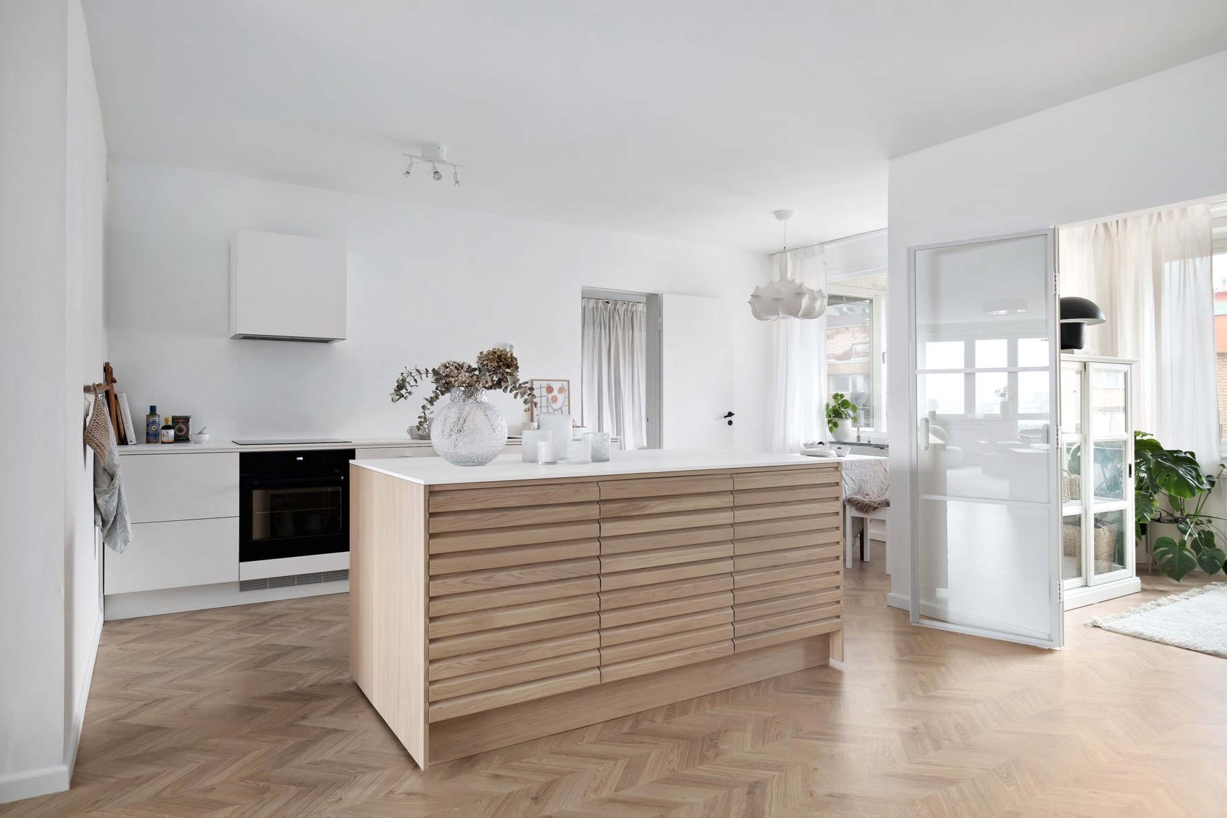 Bild 2 Viktoriagatan 36