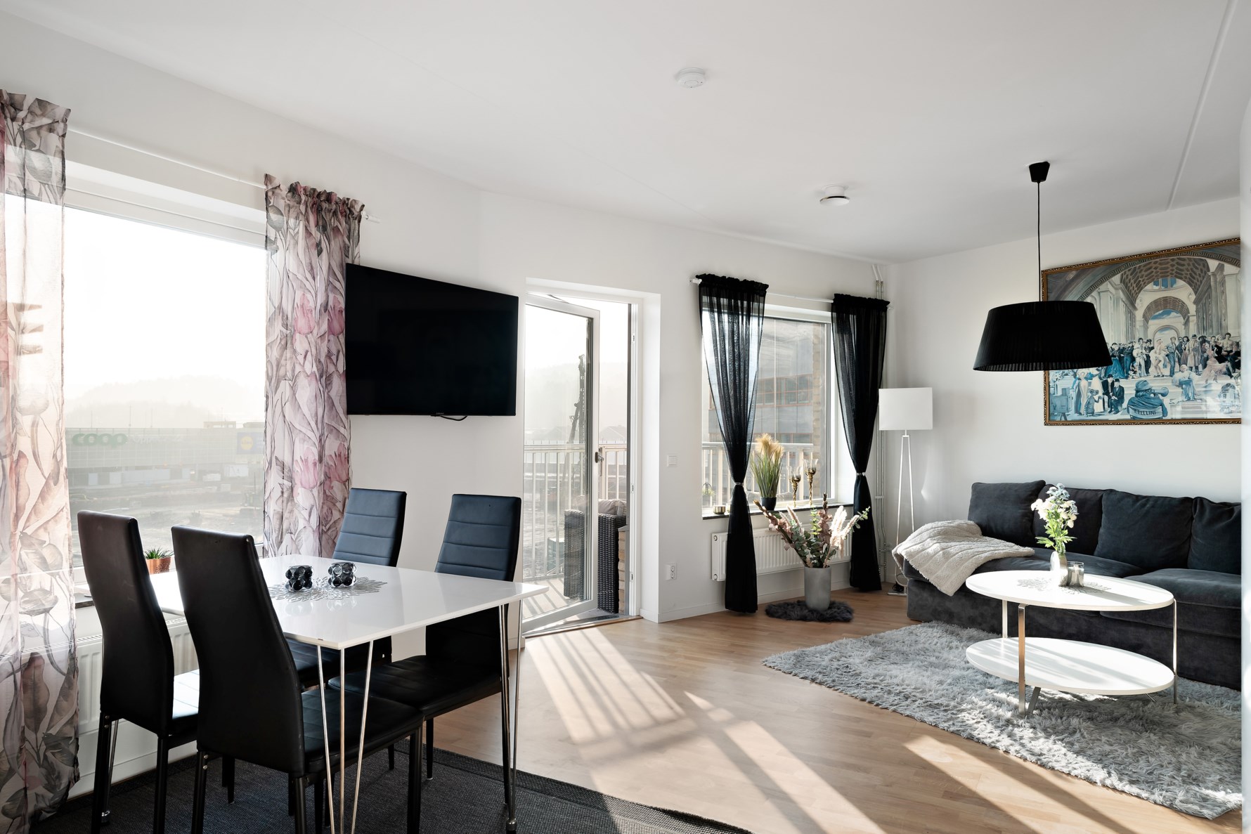 Bild 1 Arenatorget 8