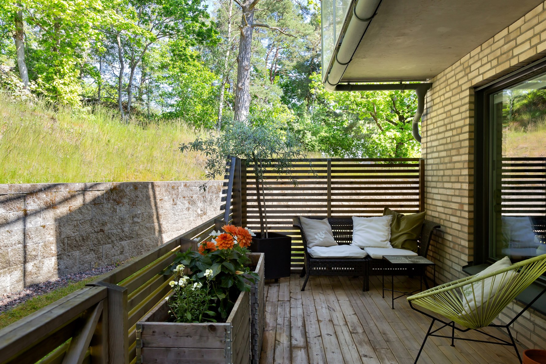 Bild 2 Sjöbackevägen 28