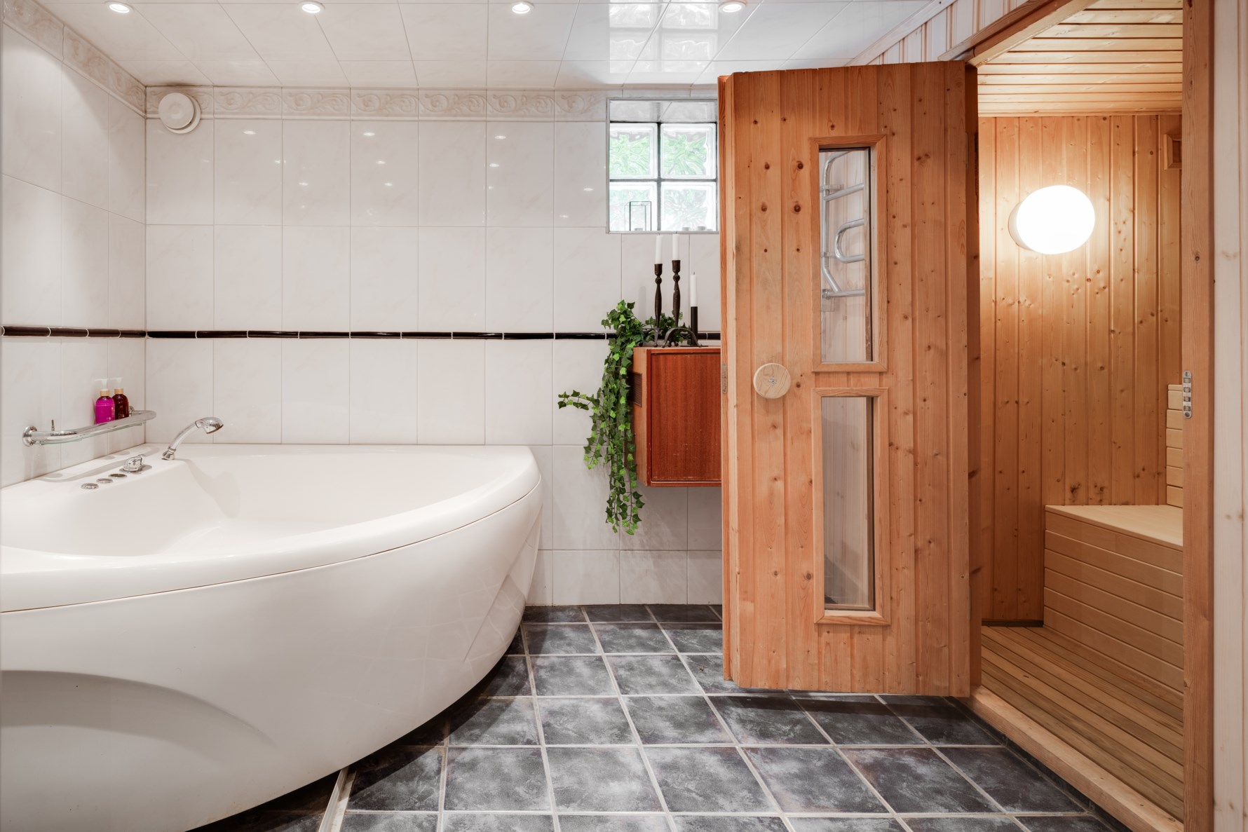 Bild 4 Utlandagatan 16