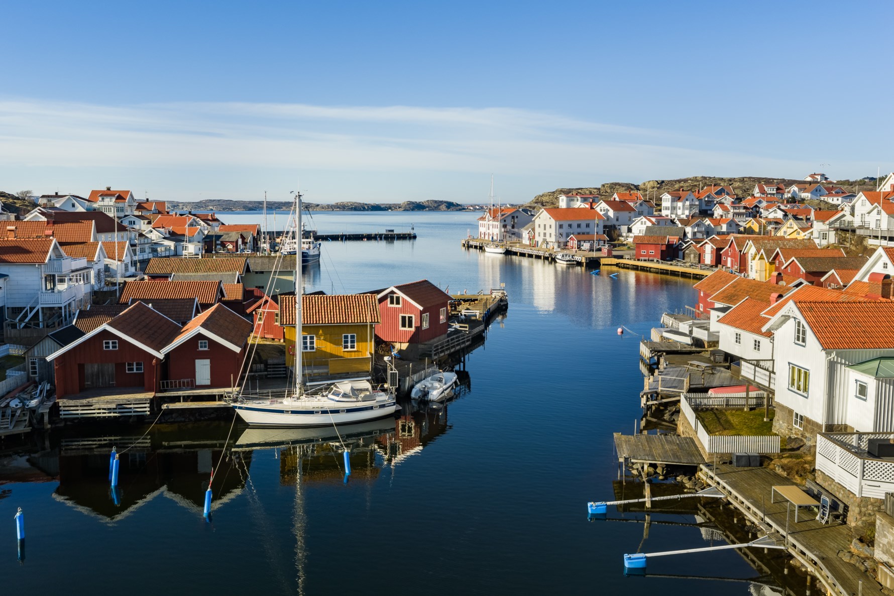 Bild 4 Grundsunds hamn - Sjöbod B66A, B66B och B67