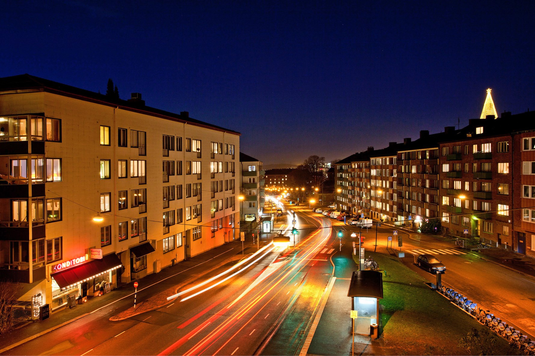 Kvällsvy över Eklandagatan