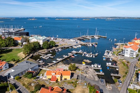 Blomstrandsvägen 2